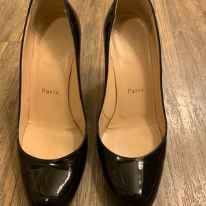 Black Patten leather pumps
